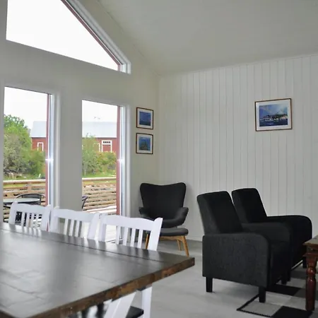Holiday home Finnvika Rorbuer